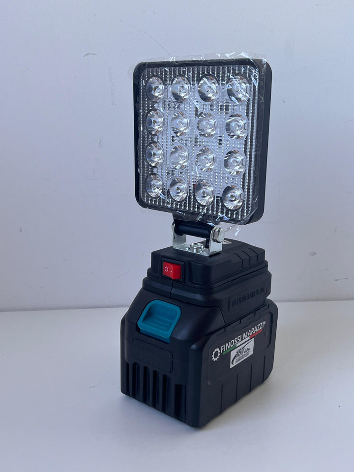 Kit Professionale 4 in  1 Con Faro Led Omaggio